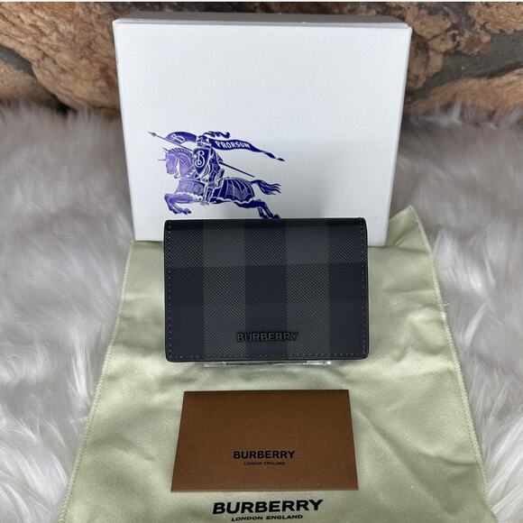 💎✨STUNNING✨💎Authentic Burberry Wallet NEW WITH TAG - Picture 4 of 8